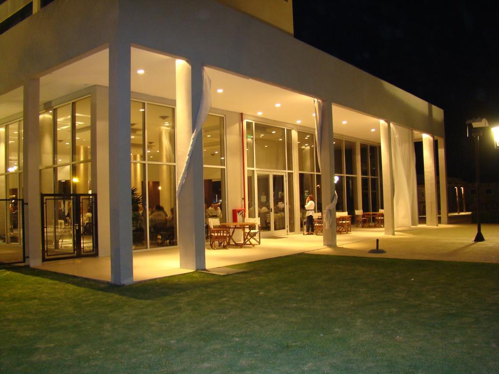 Howard Johnson Ramallo Buitenkant foto
